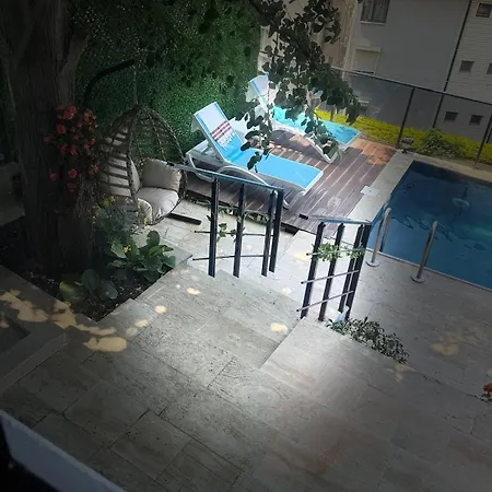Holiday home Havuz Ve Deniz Manzarali Muestakil Ev