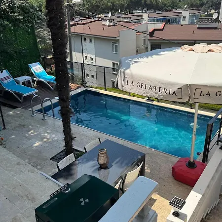 Holiday home Havuz Ve Deniz Manzarali Muestakil Ev Mudanya